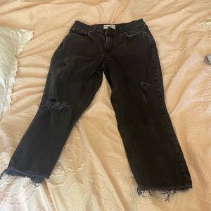 Abercrombie & Fitch curve love ‘The mom’ high rise pant. Size 28 short